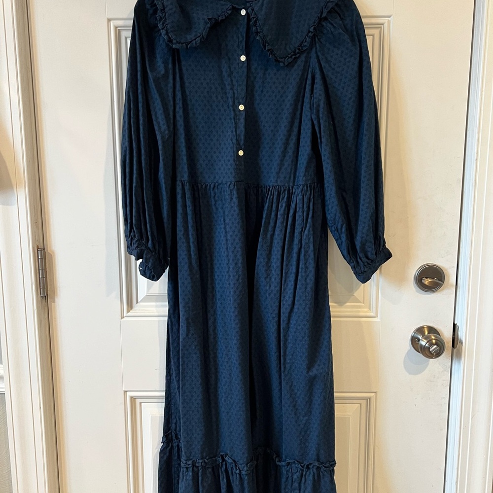 Universal Thread Navy Long Sleeve Dress
